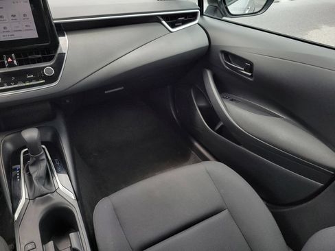Used 2024 Toyota Corolla LE FWD image 19