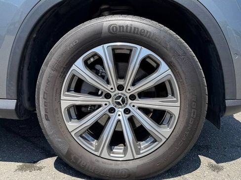 Used 2023 Mercedes-Benz GLC 300 4MATIC image 11