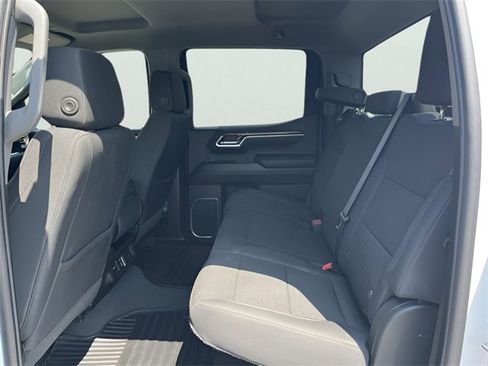 Used 2025 Chevrolet Silverado 1500 LT image 29