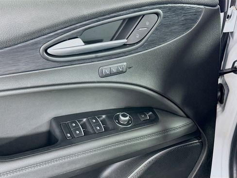 Used 2023 Alfa Romeo Stelvio Sprint image 15