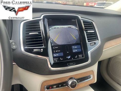 Used 2022 Volvo XC90 T8 Inscription Expression w/ Advanced Package image 14