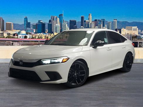 Used 2024 Honda Civic Sport image 2