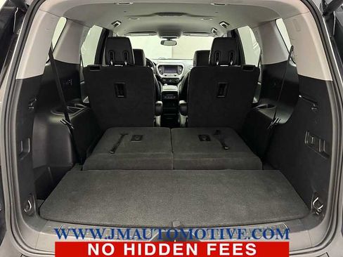 Used 2019 GMC Acadia SLT AWD/4WD image 18