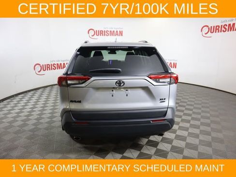 Used 2024 Toyota RAV4 XLE AWD/4WD image 9