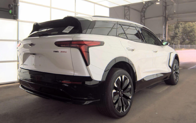 Used 2024 Chevrolet Blazer EV RS AWD/4WD image 4