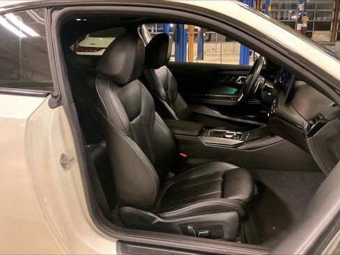 Used 2024 BMW 230i Coupe w/ Convenience Package image 8