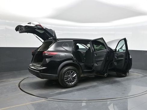 Used 2024 Nissan Rogue S image 50