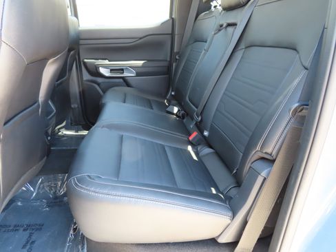 Used 2024 Ford Ranger Lariat w/ FX4 Off-Road Package AWD/4WD image 13