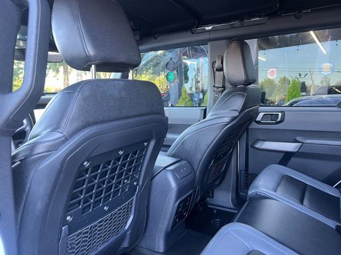 Used 2023 Ford Bronco Black Diamond AWD/4WD image 24