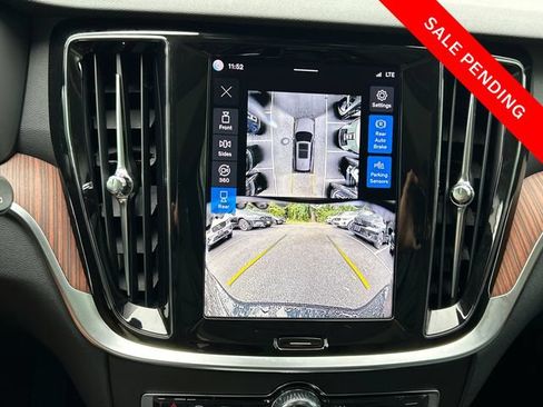 Used 2025 Volvo V60 B5 Cross Country Plus AWD/4WD image 34
