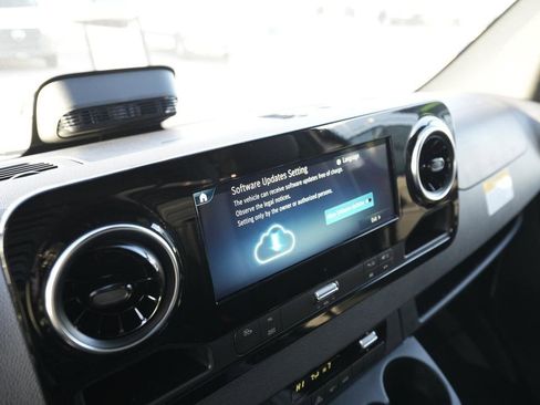 New 2026 Mercedes-Benz Sprinter 2500 image 12