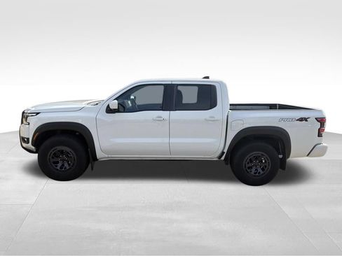 Used 2026 Nissan Frontier PRO-4X w/ Pro-4x Convenience Package AWD/4WD image 2
