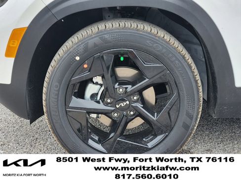 New 2026 Kia Seltos EX FWD image 7