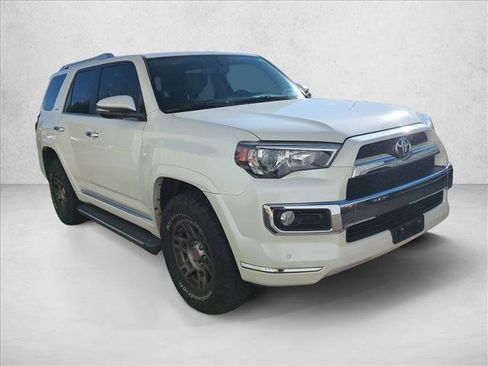Used 2017 Toyota 4Runner Limited image 3