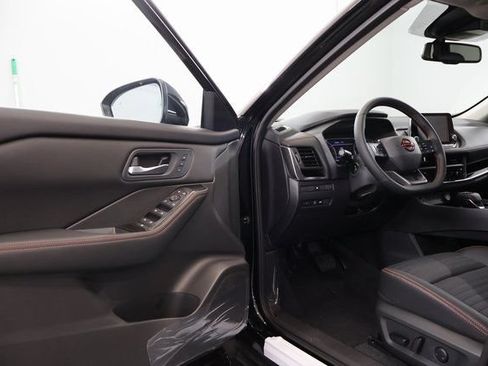 New 2026 Nissan Rogue SV w/ Rock Creek Premium Package AWD/4WD image 9