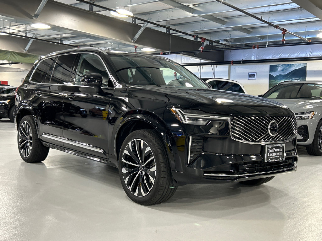 Used 2026 Volvo XC90 B6 Plus w/ Protection Package Premier AWD/4WD image 1