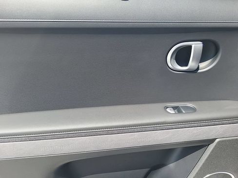 Used 2024 Hyundai Ioniq 5 Limited AWD/4WD image 18