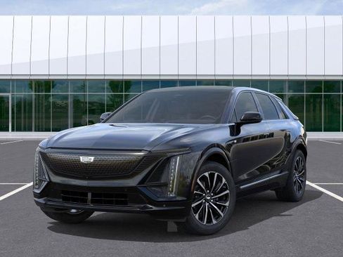 New 2026 Cadillac Lyriq Sport w/ LPO, Floor Liner Package AWD/4WD image 8