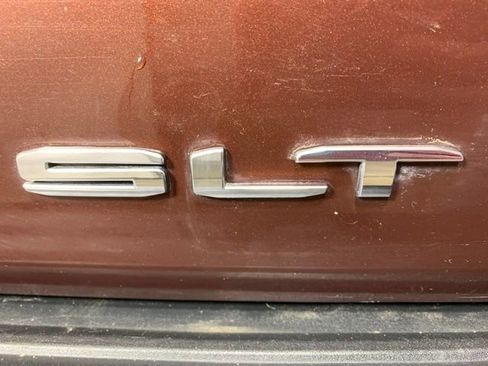 Used 2023 GMC Yukon XL SLT AWD/4WD image 34