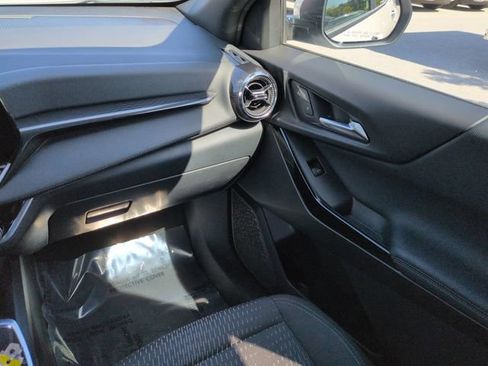 Used 2026 Chevrolet Equinox LT FWD image 18