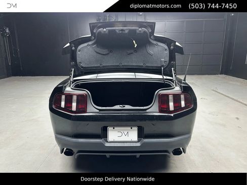 Used 2012 Ford Mustang Shelby GT500 w/ SVT Performance Pkg image 40