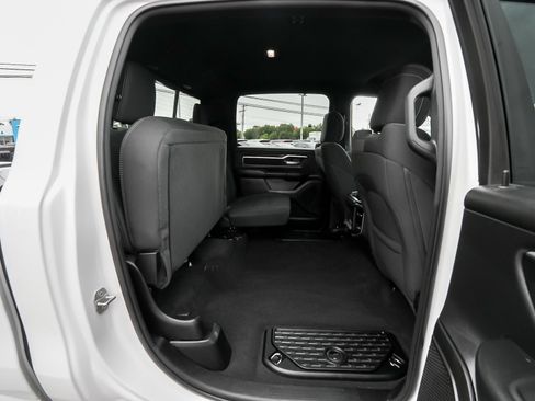 Used 2025 RAM 1500 Big Horn AWD/4WD image 38