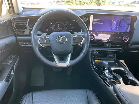 Used 2025 Lexus NX 350h AWD w/ Premium Package image 5
