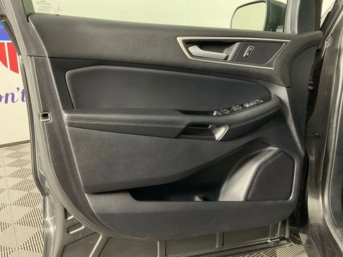 Certified 2019 Ford Edge SEL AWD/4WD image 12