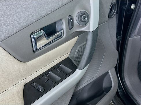 Used 2014 Ford Edge Limited w/ Equipment Group 301A AWD/4WD image 15