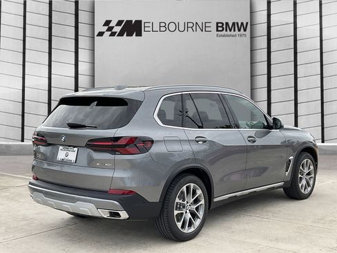 New 2026 BMW X5 sDrive40i w/ Premium Package image 4