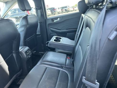 Certified 2025 Ford Escape Platinum AWD/4WD image 11