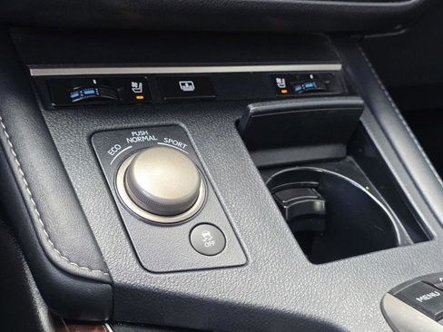 Used 2016 Lexus ES 350 image 19