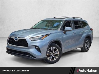 Used 2023 Toyota Highlander XLE