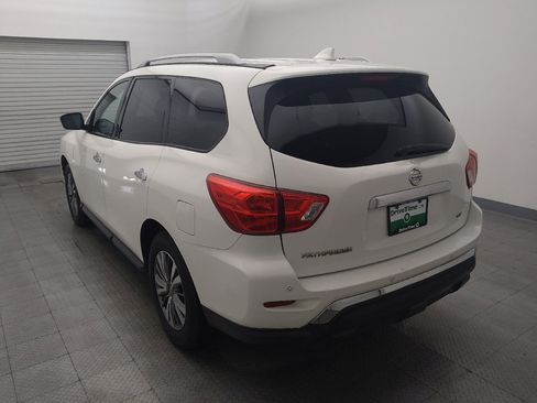 Used 2019 Nissan Pathfinder SV FWD image 5