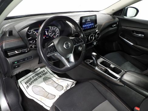 Used 2021 Nissan Sentra SR w/ Electronics Package image 10