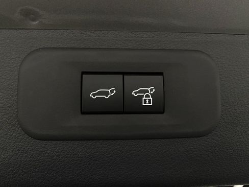 New 2026 Lexus TX 500h AWD image 40