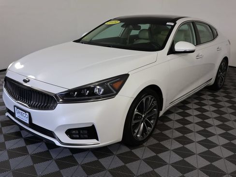 Used 2019 Kia Cadenza Technology FWD image 4