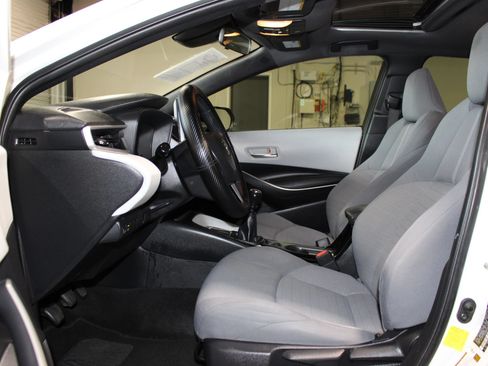 Used 2020 Toyota Corolla SE FWD image 9