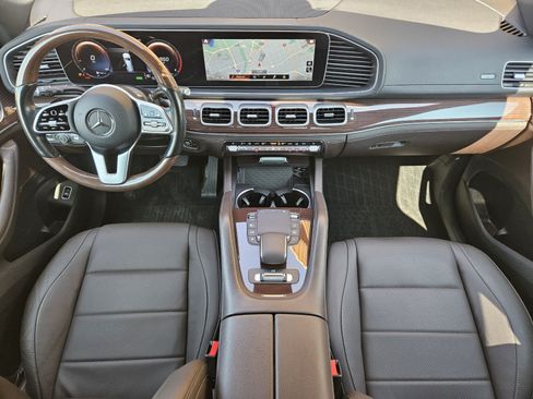 Used 2021 Mercedes-Benz GLS 450 4MATIC image 21