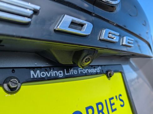 Used 2024 Ford Edge SEL image 13