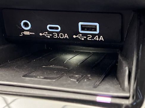 Used 2023 Subaru Outback Premium image 54