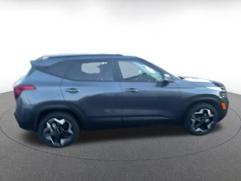 Used 2025 Kia Seltos S image 16