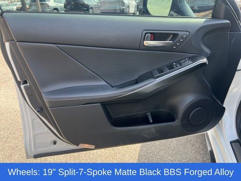 Used 2025 Lexus IS 500 image 18