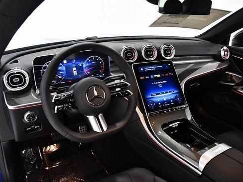 Used 2025 Mercedes-Benz CLE 300 4MATIC Coupe image 8