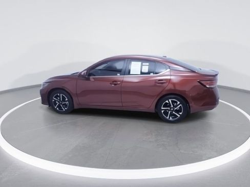 Used 2025 Nissan Sentra SV image 6