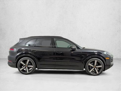 New 2026 Porsche Cayenne AWD/4WD image 8