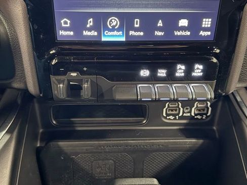 Used 2022 RAM 3500 Laramie image 34