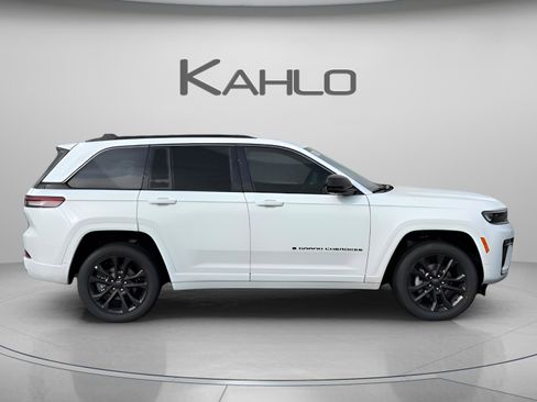 New 2026 Jeep Grand Cherokee Limited AWD/4WD image 6