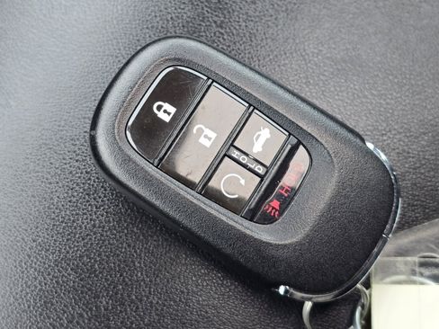 Certified 2023 Honda Accord EX image 32