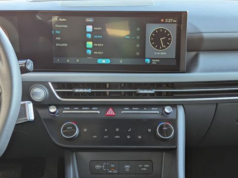 Used 2025 Hyundai Sonata SEL image 18